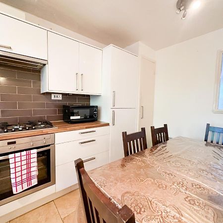 36 O'Leary Square Apartment ลอนดอน ภายนอก รูปภาพ