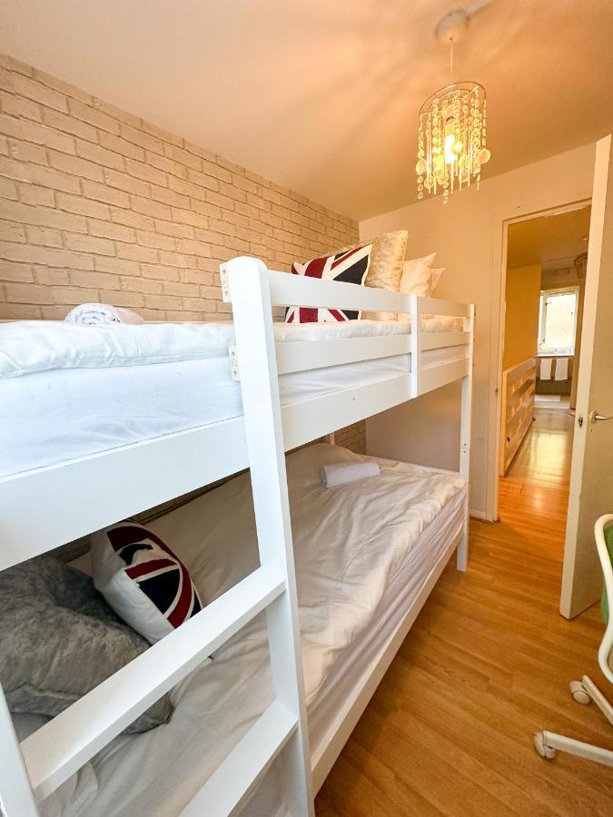 36 O'Leary Square Apartment ลอนดอน ภายนอก รูปภาพ